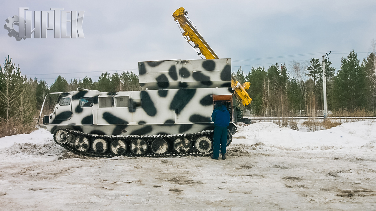 Буровая установка УРБ2А2 на шасси МТЛБ-у